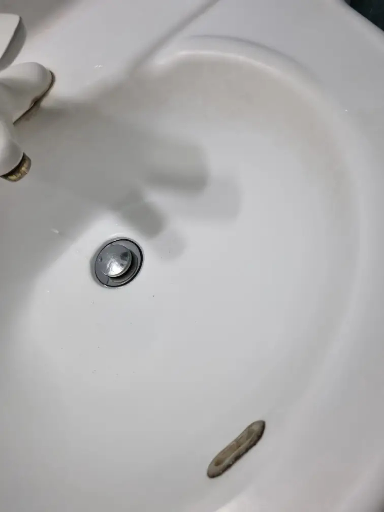 세면대 팝업 교체로 물 빠짐과 소음을 동시에 잡으려면